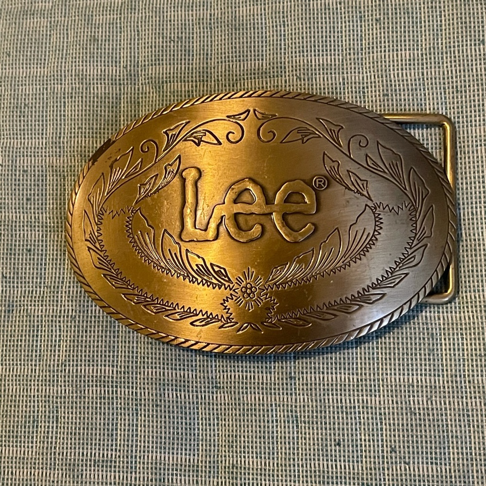 Official Lee belt buckle
